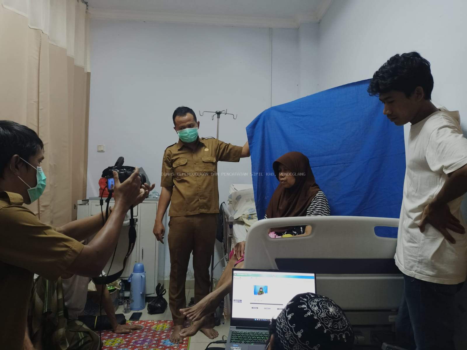 Pelaksanaan Kegiatan Perekaman E-KTP Bagi Pasien Rawat Inap di RSUD Berkah
